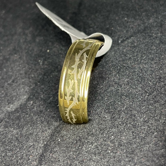 MEN'S GOLD STAINLESS STEEL RING SIZE 10 - Picture 13 of 16